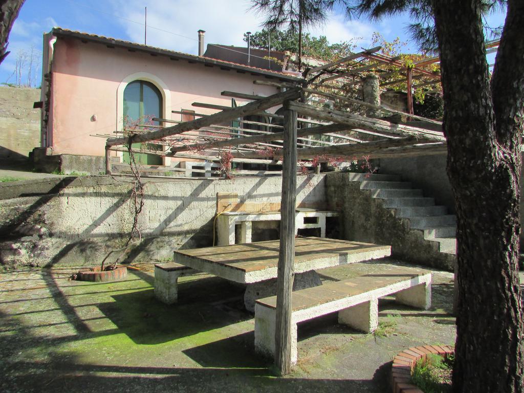 Hostal Rifugio Dei Tre Pini Castelmola Exterior foto